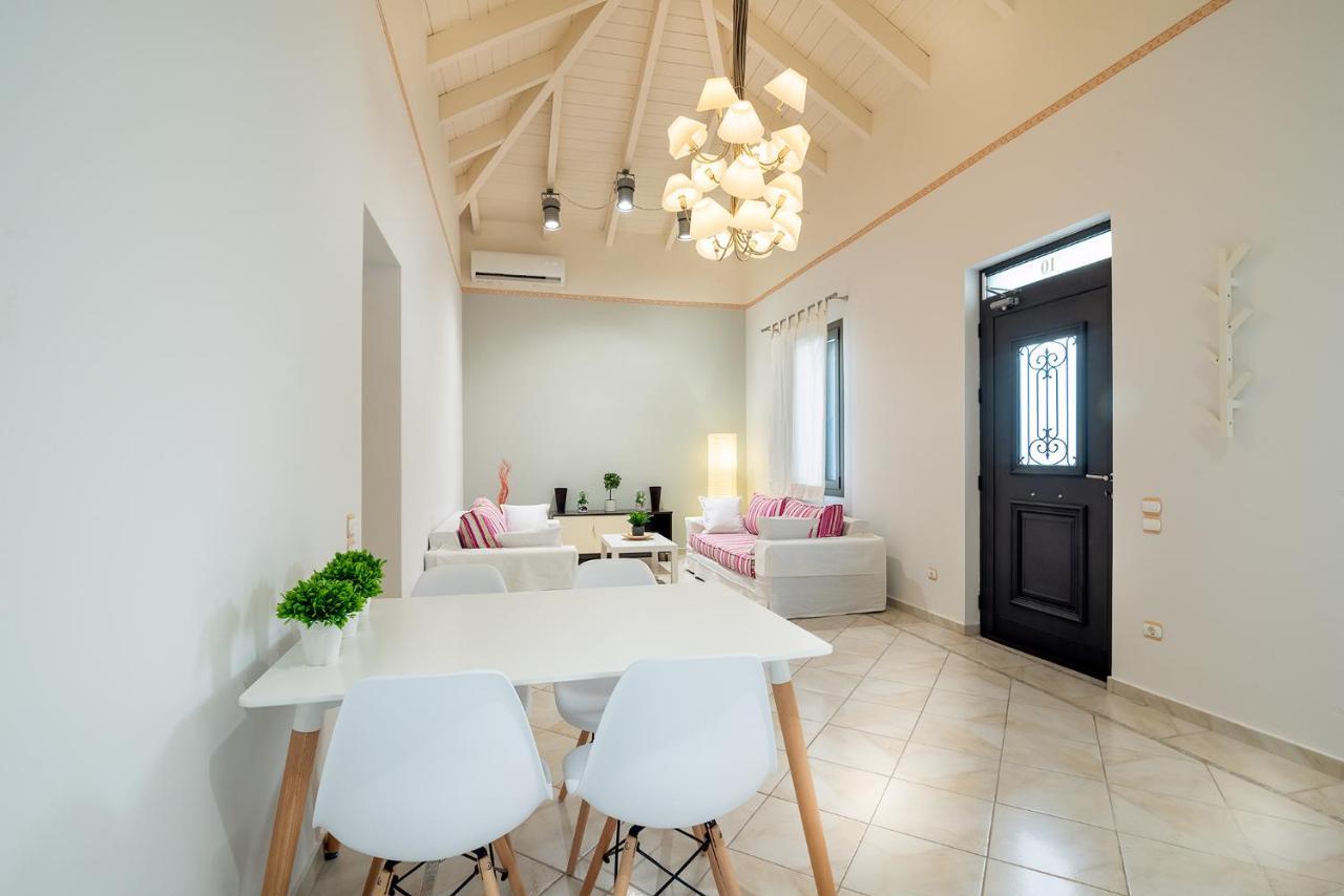 Topalidi'S Home Nea Palatia Eksteriør bilde